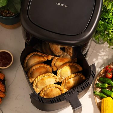 Фритюрниця без олії Cecotec Cecofry Bombastik 6000 Full, 6 л, 1700 Вт, PerfectCook, 12 режимів, чорний | з аксесуарами