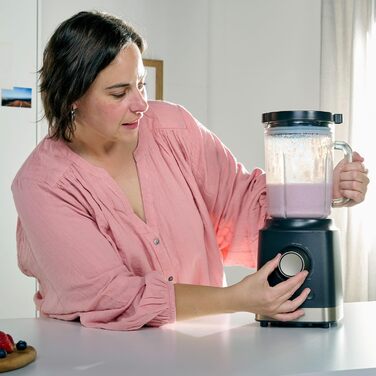 Black+Decker 2200W Stand Mixer with Glass Bowl - 2.2L, 8 Speeds, 6 Stainless Steel Blades, Ice Crush & Smoothie Maker
