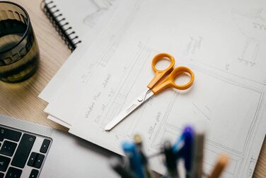 Ножиці Fiskars Classic для хобі, 13 см, для правшів і лівшів, нержавіюча сталь, пластикові ручки, помаранчеві