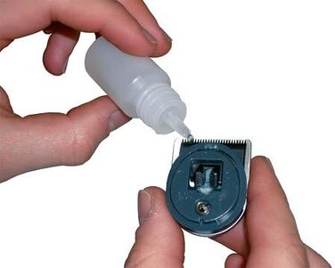 Триммер для нігтів Aesculap Isis Akku Edition: акумуляторний, німецька якість, з сумкою