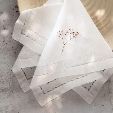 O'lucio Authentique Home Napkins with double hem, linen embroidered Swiss dots, White, 4 pieces, 45.7 x cm, handmade, linen fabric, napkins, natural material, machine washable