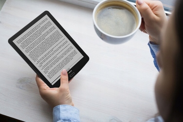 Електронна книга inkBOOK Focus Plus red, 7,8