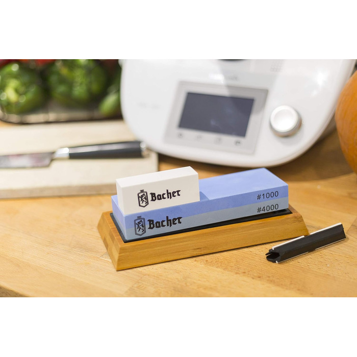 Преміум точильний камінь Bacher Schleifstein. Двостороння точилка з зернистістю 400/1000 для ножів. З антиковзким бамбуковим блоком, інструкцією та допоміжним інструментом.