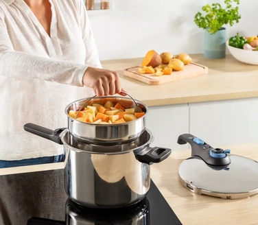 Мультипільча-скороварка Tefal, 6 л, чорна