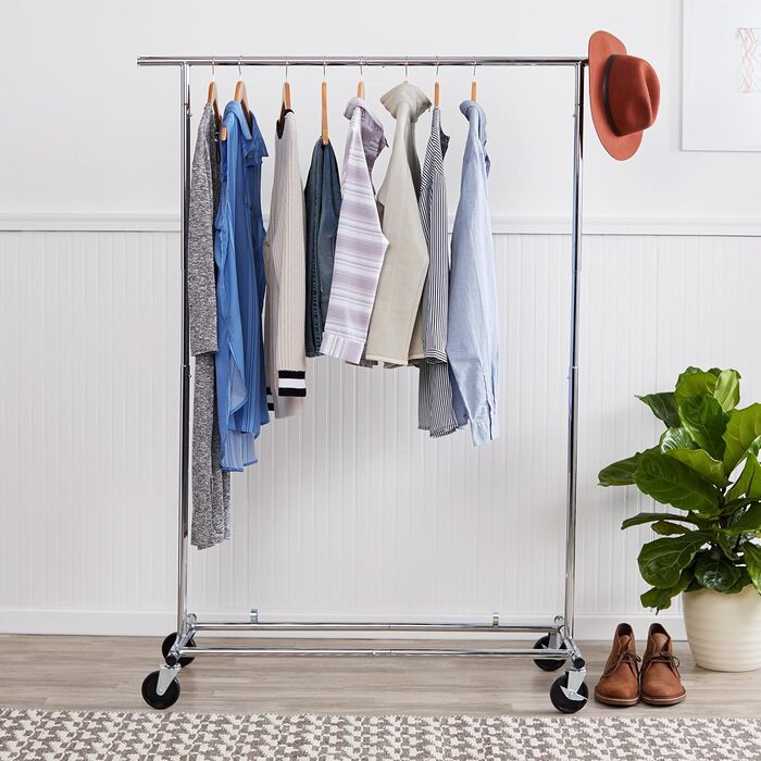 Amazon Basics Clothes Rack - Chrome