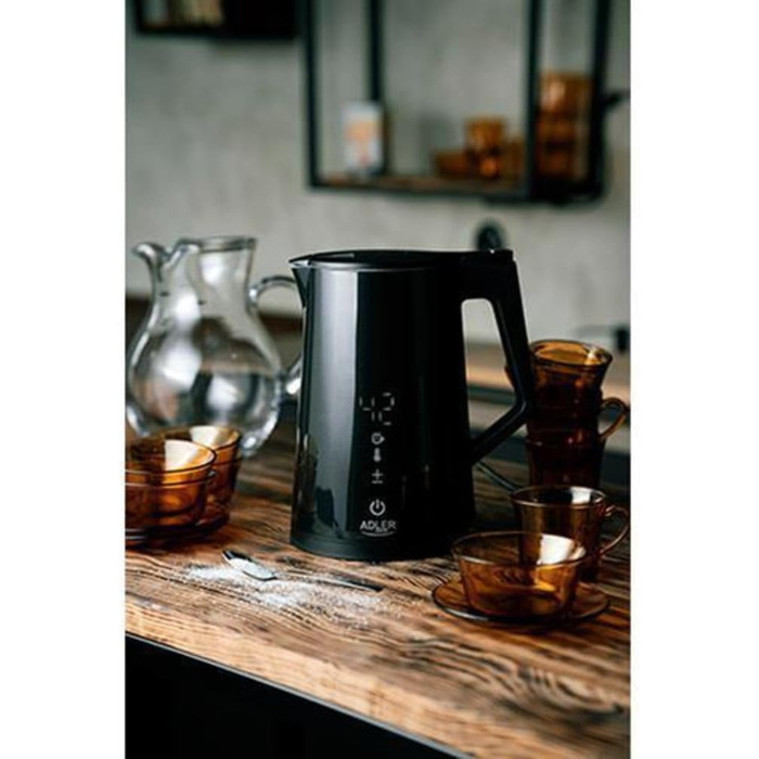 Електричний чайник Adler AD 1372, 0.6L – компактний, чорний, для кухні, швидкий нагрів, для чаю/кави